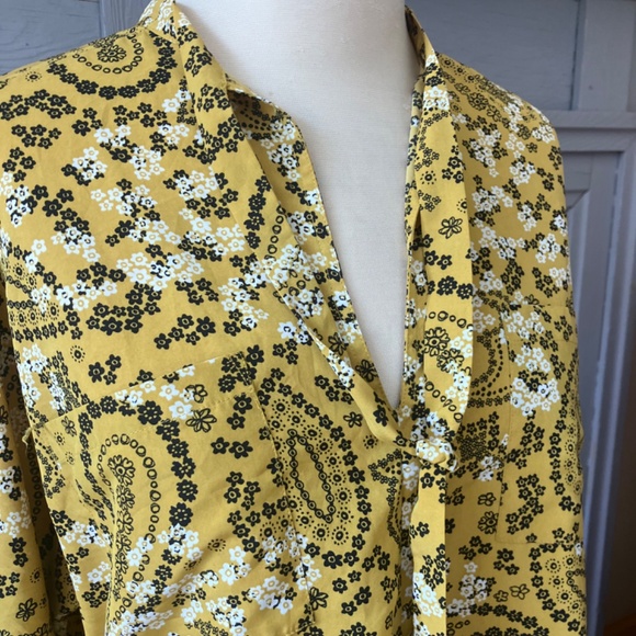 Abercrombie & Fitch Floral Print Long Sleeve Blouse – Size M - Picture 7 of 7